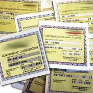RC Auto in Liguria: polizze in calo dell’11,9% in sei mesi