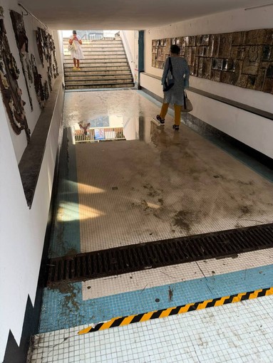 Acqua nel sottopassaggio di Albissola, consigliere Siri: "Dobbiamo farlo utilizzare in quelle condizioni..." Acqua nel sottopassaggio di Albissola, consigliere Siri: "Dobbiamo farlo utilizzare in quelle condizioni..."
