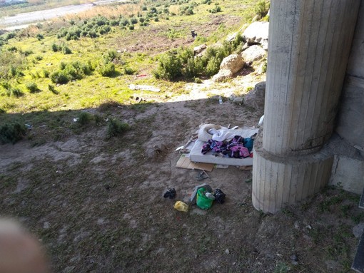 Albenga, nuovo accampamento “sotto le stelle” nel greto del Centa