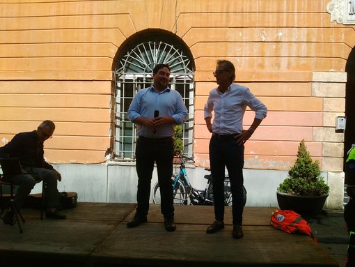 Crollo del Ponte Morandi, un anno dopo Albenga ricorda le 43 vittime (FOTO E VIDEO)