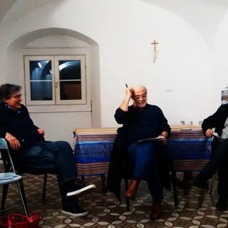 Da Finale Ligure si alza un appello: “Le multiutility tengano giù le mani dall’acqua pubblica”