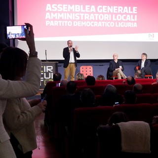 Assemblea amministratori Pd, Natale e Nasuti: "Toti e la sua giunta raccontano una Liguria che non c’è"