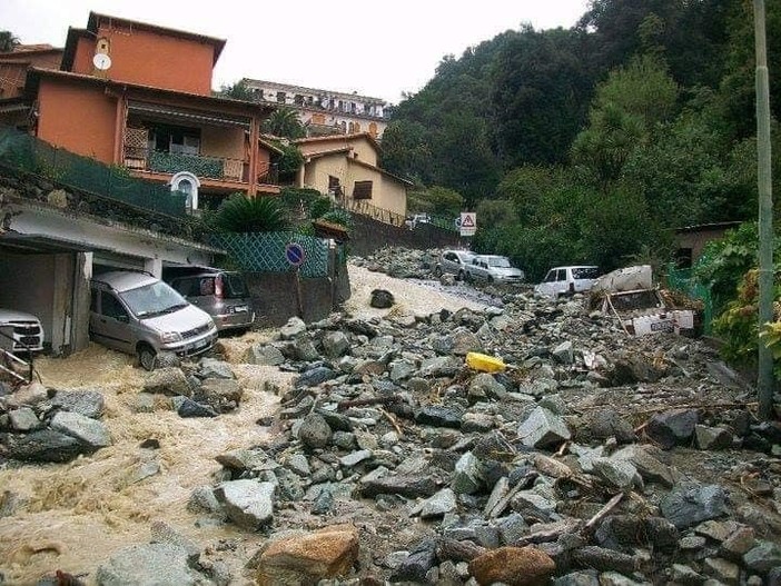 Alluvione Varazze, 10 anni dopo è una ferita ancora aperta Alluvione Varazze, 10 anni dopo è una ferita ancora aperta