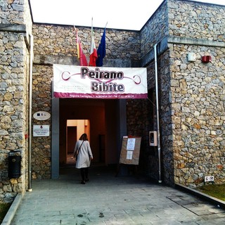 Vini di pregio, ma anche distillati, acque minerali e birra: tutto questo e molto di più è "Assaggi DiVini" a Villanova Vini di pregio, ma anche distillati, acque minerali e birra: tutto questo e molto di più è "Assaggi DiVini" a Villanova