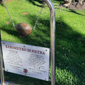 Il “Barometro di Pietra” è di nuovo al suo posto Il “Barometro di Pietra” è di nuovo al suo posto