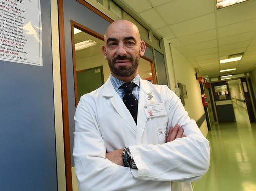 Covid, Matteo Bassetti a ‘2 ciapetti con Federico’: "Le scuole non andavano chiuse. Il Natale sarà fondamentale per l’economia" (VIDEO)