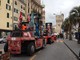 Lavoratori in corteo a Savona: blocco del traffico con i mezzi pesanti Lavoratori in corteo a Savona: blocco del traffico con i mezzi pesanti