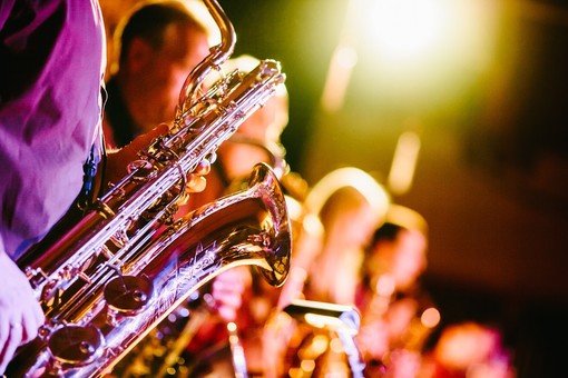 Anfiteatro sotto le Stelle, Sunset Beach Festival, Notte Bianca dei Bambini, Concerto al Parco: ecco il calendario degli eventi del levante pietrese Anfiteatro sotto le Stelle, Sunset Beach Festival, Notte Bianca dei Bambini, Concerto al Parco: ecco il calendario degli eventi del levante pietrese