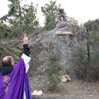 Borghetto: benedizioni al cimitero Rive