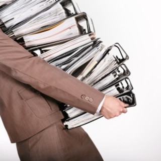 Burocrazia che mette in difficoltà le piccole imprese liguri con un controllo ogni 3 giorni