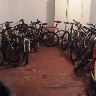 Sgominata la "banda delle biciclette" di Albenga: cinque denunce Sgominata la "banda delle biciclette" di Albenga: cinque denunce
