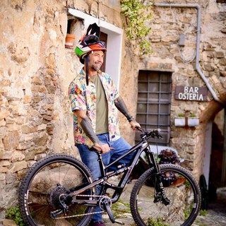 Andora apre l’estate con lo spettacolo di Bike Freestyle di Vittorio Brumotti in piazza Eroi di Nassiriya