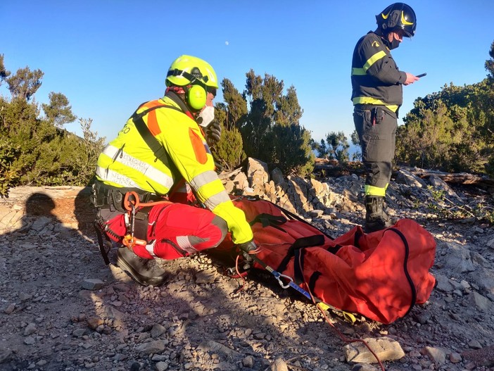 Alassio, cade un biker sul sentiero per Monte Bignone, interviene l’elisoccorso Alassio, cade un biker sul sentiero per Monte Bignone, interviene l’elisoccorso