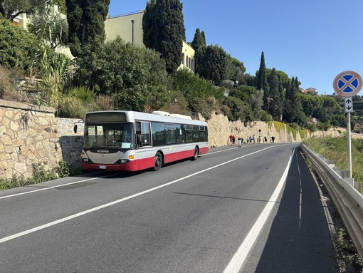 Tpl Savona, la lettera di Natale del CUB: "Ci scusiamo per i disservizi, ma non siamo noi i responsabili"
