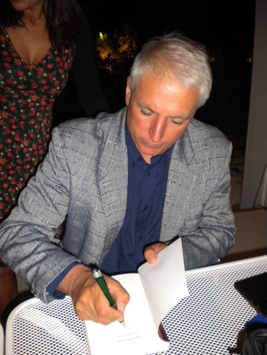 In arrivo il romanzo ambientato nel savonese e in Val Bormida “Buio come il vetro”