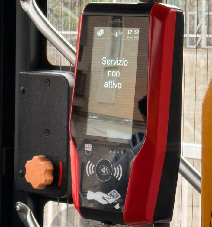 Bigliettazione elettronica sugli autobus, critici i tabaccai: "Molti stanno valutando di mollare l'erogazione del servizio. Non siamo stipendiati da Tpl Linea"