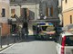 Finalborgo, incidente tra una bicicletta e un'auto. Una donna al Santa Corona