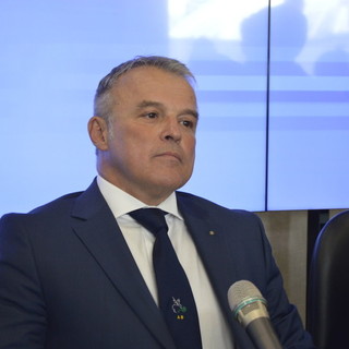 Piaggio Aerospace, contratto da un milione con l'Arma dei carabinieri. Assessore Benveduti: "Ogni euro di fatturato è importante, ma dai ministeri ancora un imbarazzato silenzio"