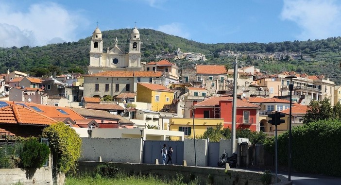 Borgio Verezzi, Elvezia Benini presenta “Femminile e maschile in scena”