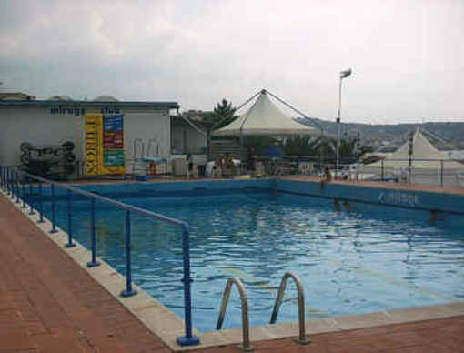 Mirage: fumata bianca