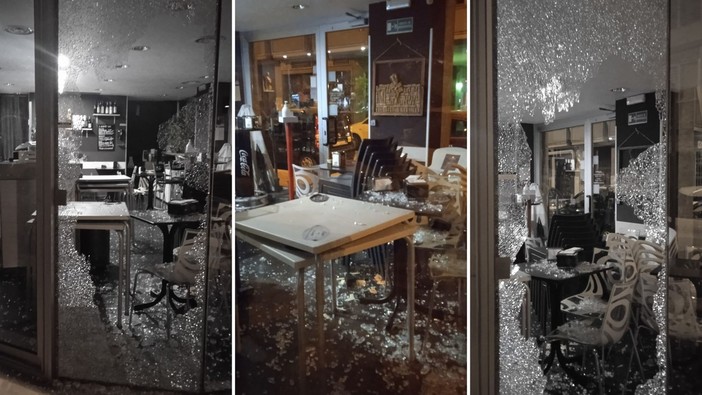 Savona, sfondata la vetrata del Bar Monique: rubati fondo cassa e documenti Savona, sfondata la vetrata del Bar Monique: rubati fondo cassa e documenti
