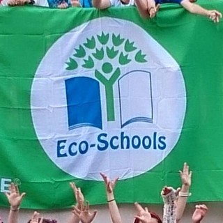 Le scuole di Varazze ricevono la Bandiera Verde "Eco-Schools"