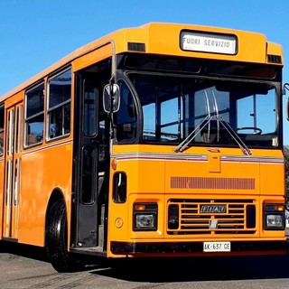 Tour amarcord a bordo della storica corriera: il giro a Savona sulle linee dell'ex ACTS