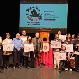 I dieci locali selezionati dai bagnacaudisti e gli alunni di "Bagna alla lavagna"