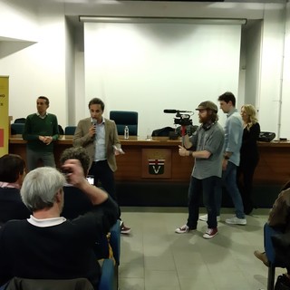 Varazze, #DignitàTour e programma elettorale, Battelli (M5S) "spegne" gli insulti sui social: "Non li abbiamo cancellati ma mi sono fatto un'idea su chi li ha scritti"