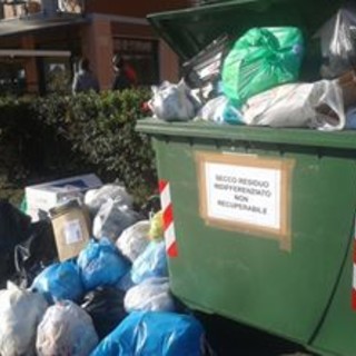 Caos rifiuti a Borghetto, Villa:"Mancata informazione e sensibilizzazione sul nuovo sistema"