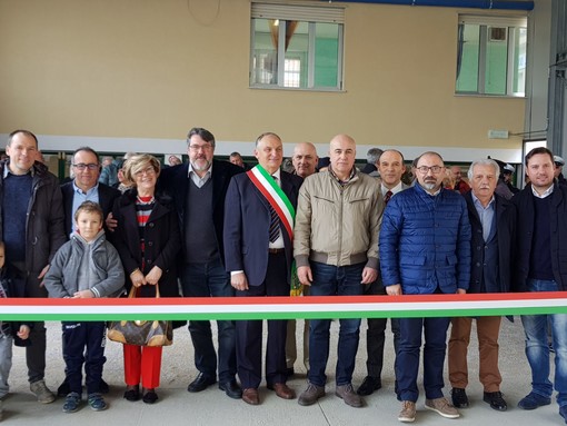 Ceriale inaugura il bocciodromo, Fazio: "Presto via al bando per la gestione del bar" Ceriale inaugura il bocciodromo, Fazio: "Presto via al bando per la gestione del bar"