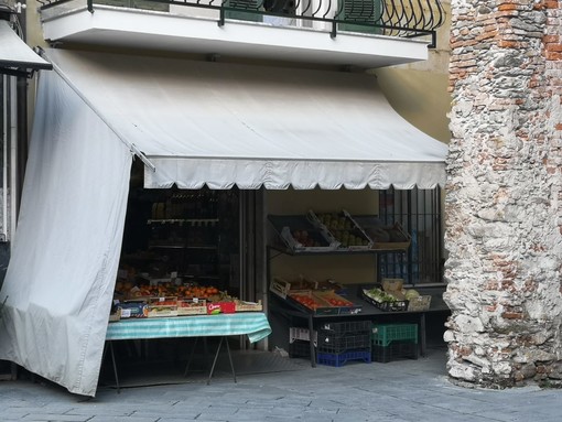Un pezzo di storia di Loano che se ne va: dopo 70 anni di attività chiude la bottega "Fegin"