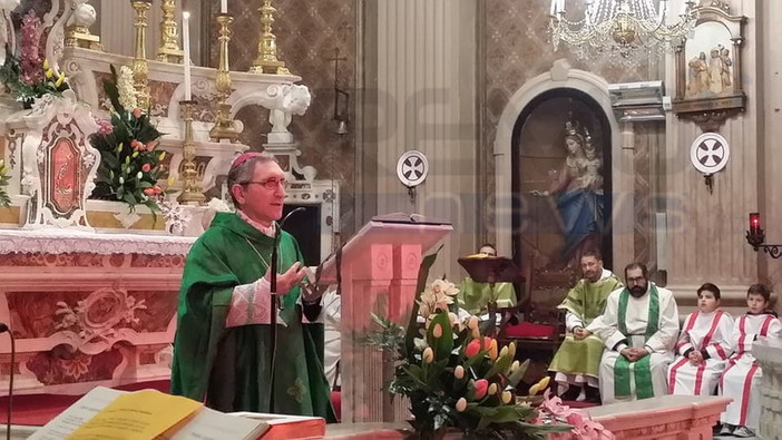 Pasqua in casa, le parole del Vescovo Borghetti: "Tanti hanno riscoperto la preghiera in famiglia, la gioia di stare insieme ai figli"