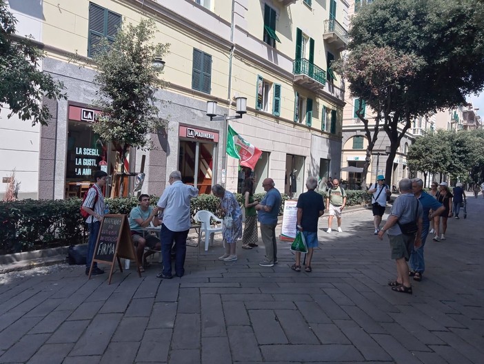 Savona, partito anche in città la raccolta firme per il referendum abrogativo della legge sull’autonomia differenziata Savona, partito anche in città la raccolta firme per il referendum abrogativo della legge sull’autonomia differenziata