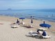 Tintarella e bagni in mare: l'estate non è finita nell'estremo ponente savonese (FOTO)
