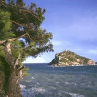 Guida blu 2015, Noli e Bergeggi hanno il mare più bello e pulito della Provincia di Savona