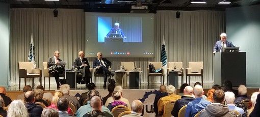 Bolkestein, la sentenza europea non scoraggia i balneari: "Posizione seria e costruttiva, ribadisce i valori da noi sostenuti" (FOTO e VIDEO) Bolkestein, la sentenza europea non scoraggia i balneari: "Posizione seria e costruttiva, ribadisce i valori da noi sostenuti" (FOTO e VIDEO)