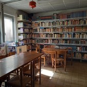La biblioteca civica di Cengio, un faro di cultura e comunità La biblioteca civica di Cengio, un faro di cultura e comunità