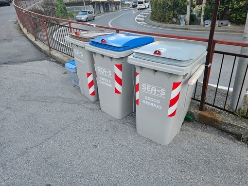 Savona, lettera aperta sui rifiuti: "Amministrazione, Sea-S e famiglie, senza rendersene conto, stanno dando un grosso aiuto a chi vuole costruire l’inceneritore" Savona, lettera aperta sui rifiuti: "Amministrazione, Sea-S e famiglie, senza rendersene conto, stanno dando un grosso aiuto a chi vuole costruire l’inceneritore"
