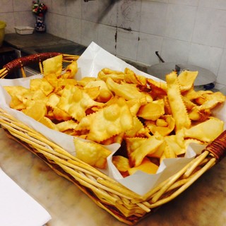 Martedì grasso alle porte, è tempo di "dolci bugie". Coldiretti: "Importante conservare queste tradizioni" Martedì grasso alle porte, è tempo di "dolci bugie". Coldiretti: "Importante conservare queste tradizioni"