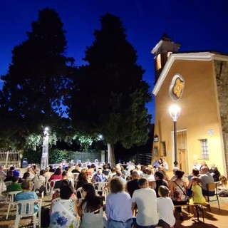 Villanova d'Albenga, torna "Autori a Bossoleto". Si parte il 22 luglio con Marco Carena e il suo "Da Sanscemo a Sanremo" Villanova d'Albenga, torna "Autori a Bossoleto". Si parte il 22 luglio con Marco Carena e il suo "Da Sanscemo a Sanremo"