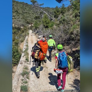 Doppio intervento "outdoor" per i soccorritori nel Finalese: vittime un biker e uno scalatore