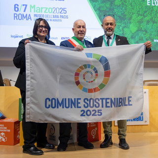 Quiliano riceve la "Bandiera Sostenibile 2025"
