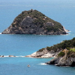 Ordigni bellici rinvenuti nell'Area Marina di Bergeggi: completate le operazioni di brillamento