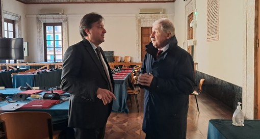 Bucci in Comune a Savona, sul rigassificatore: "Non ha senso, tutti sono d'accordo. Capitolo totalmente chiuso"