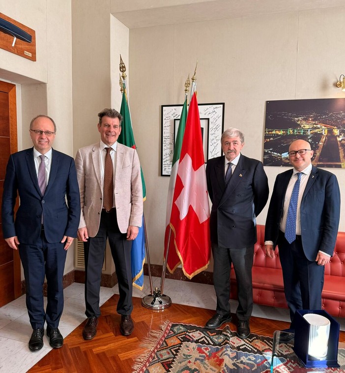 Regione, il presidente Bucci incontra l’ambasciatore svizzero in Italia