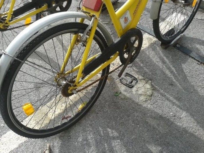 Bici rotte con il bike sharing a Finale Ligure: l'assessore Casanova replica al M5S Bici rotte con il bike sharing a Finale Ligure: l'assessore Casanova replica al M5S