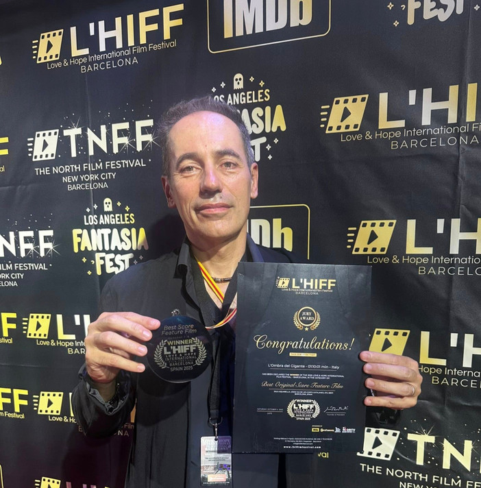 "L’Ombra del Gigante": la musica di Bellavia conquista il "Love and Hope Festival" di Barcellona "L’Ombra del Gigante": la musica di Bellavia conquista il "Love and Hope Festival" di Barcellona