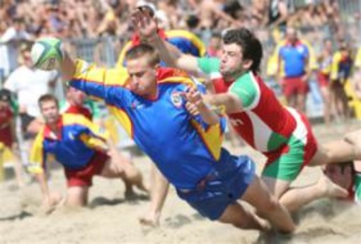 Ad Arenzano da venerdì in scena una spettacolare tre giorni di Beach Rugby Ad Arenzano da venerdì in scena una spettacolare tre giorni di Beach Rugby