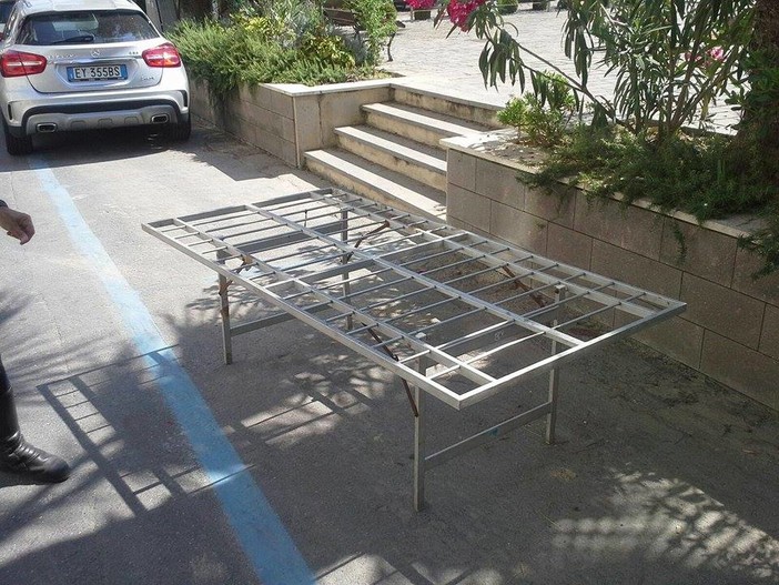 Alassio: continuano i controlli sulle spiagge anticontraffazione e commercio abusivo